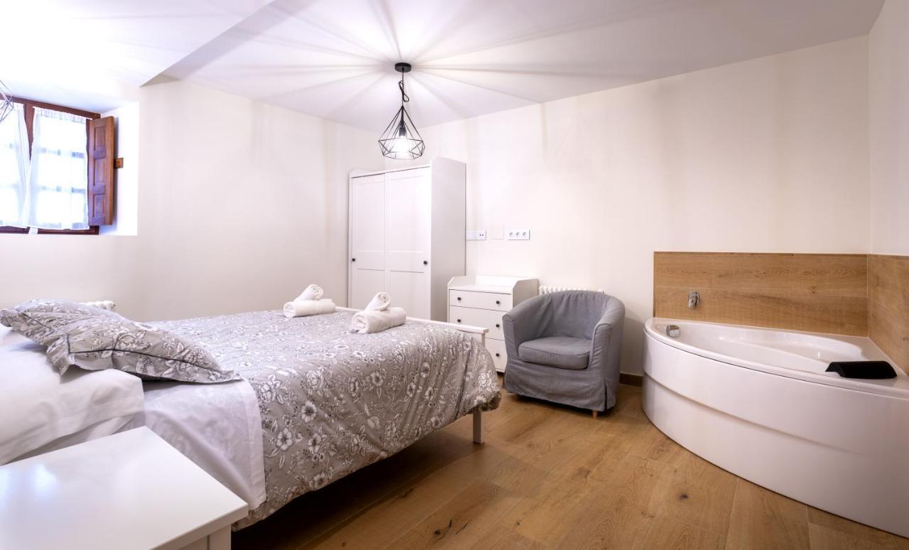 Apartamentos Los Edules Treceño Dış mekan fotoğraf